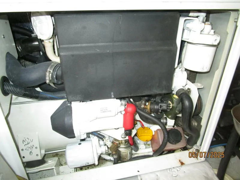 Slide: The Image of 34' Mainship generator - 5297656