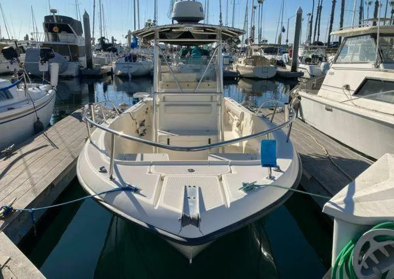 Slide: The Image of Pursuit 2470 Center Console 2003 - 5297557