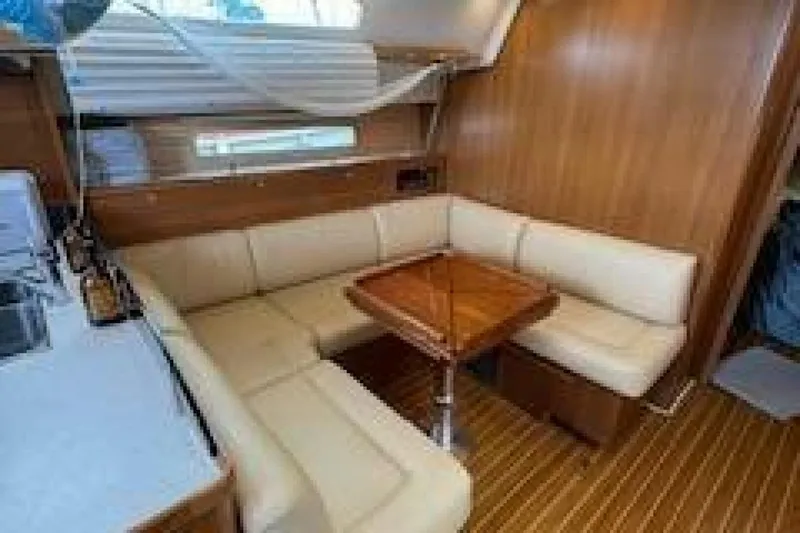 Slide: The Image of Catalina 425 2019 - 5297893