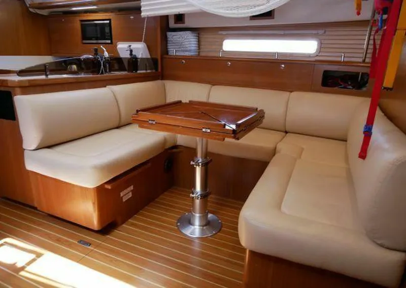 Slide: The Image of Catalina 425 2019 - 5297896