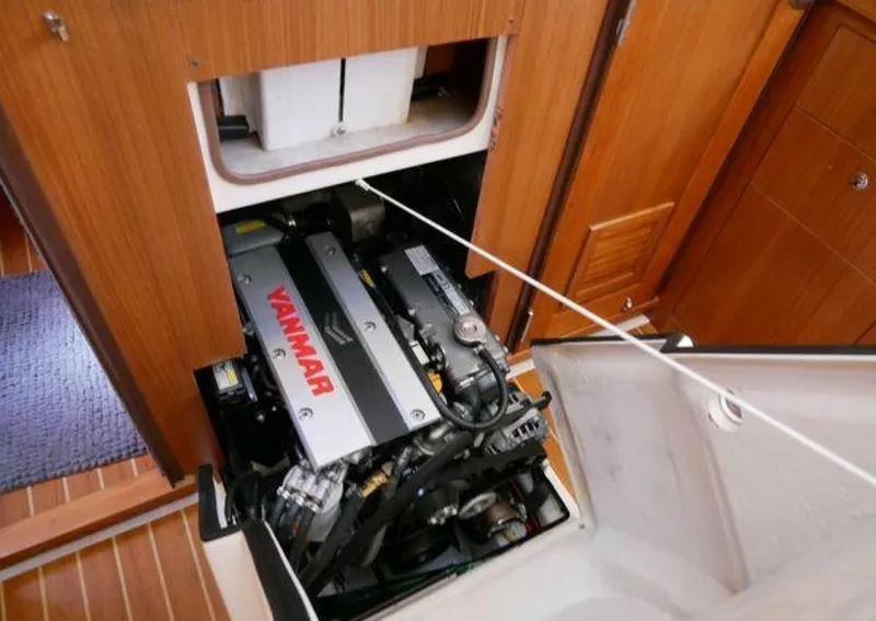 Slide: The Image of Catalina 425 2019 - 5297918