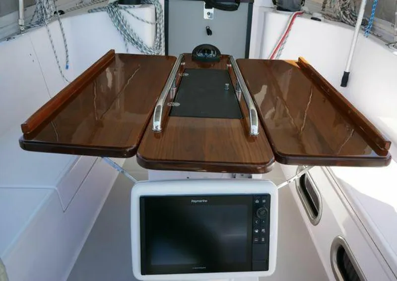 Slide: The Image of Catalina 425 2019 - 5297921