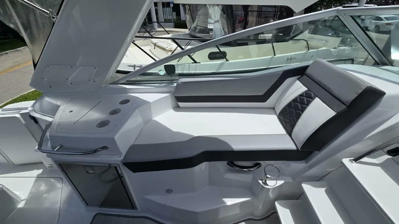 Slide: The Image of Monterey 295SY 2022 - 5298503