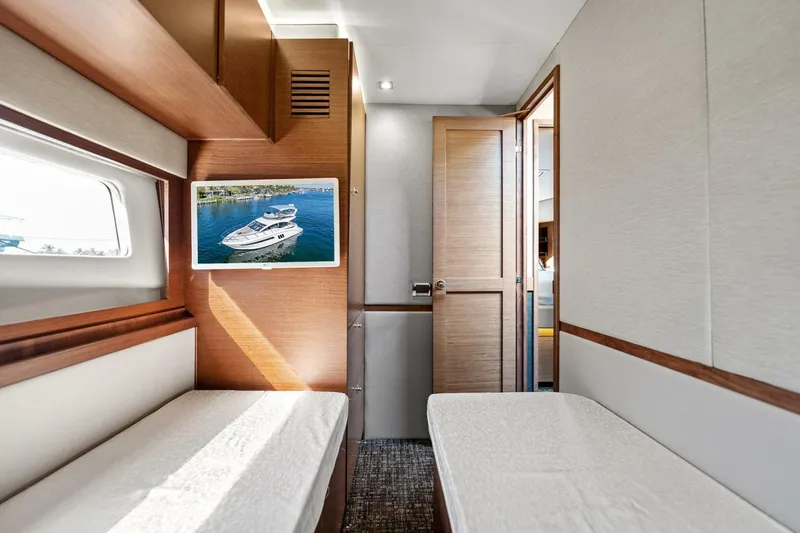 Slide: The Image of Sea Ray 510 Fly 2014 - 5926052