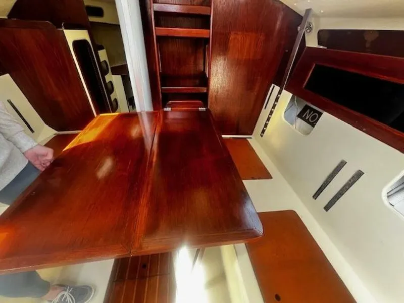 Slide: The Image of Pearson 303 Sloop 1983 - 5298978