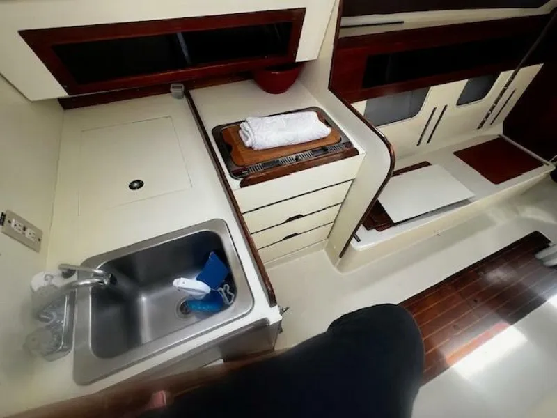 Slide: The Image of Pearson 303 Sloop 1983 - 5298968