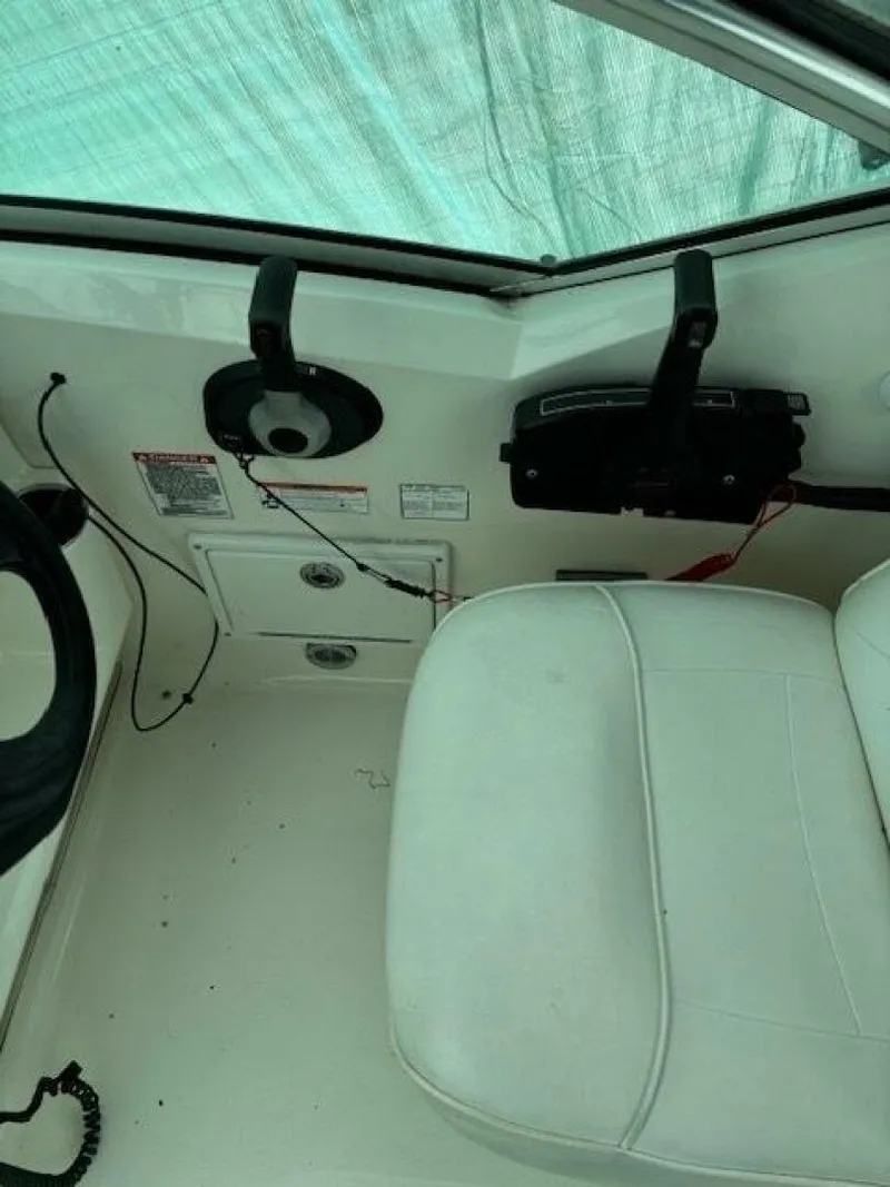 Slide: The Image of Sea Ray 27 2007 - 5300904