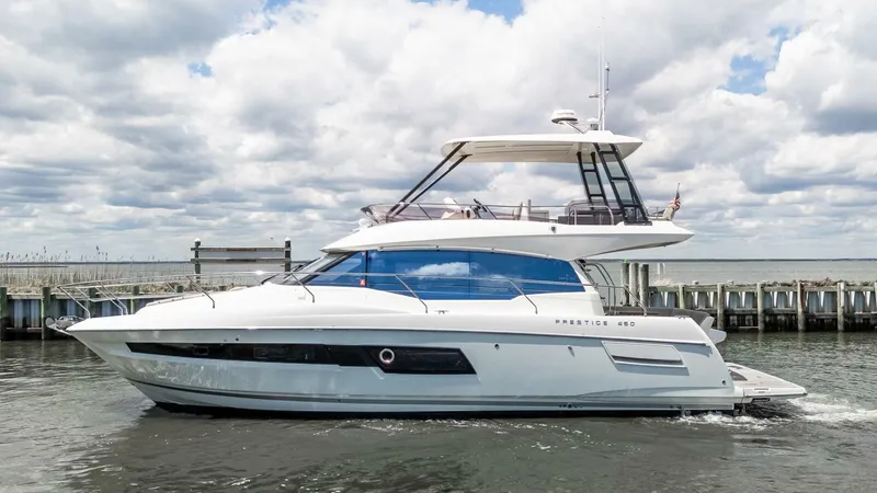 Slide: The Image of Prestige 460 Fly 2022 - 5301496