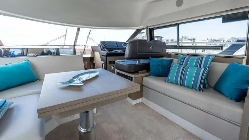 Slide: The Image of Prestige 460 Fly 2022 - 5301456