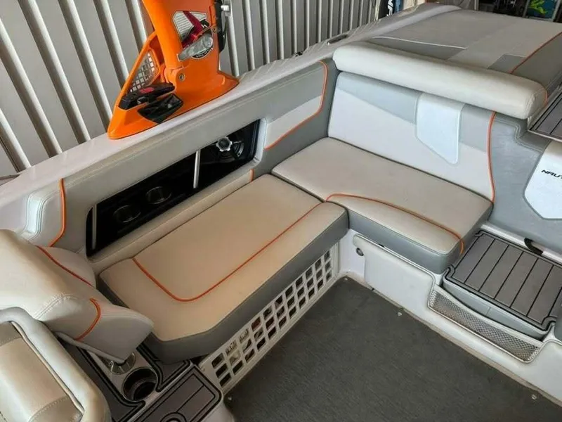 Slide: The Image of Nautique Super Air 230 2012 - 5309634