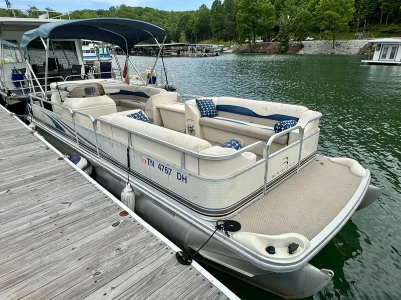 The Image of Bennington 257L Pontoon Boat 2002 - 5302132