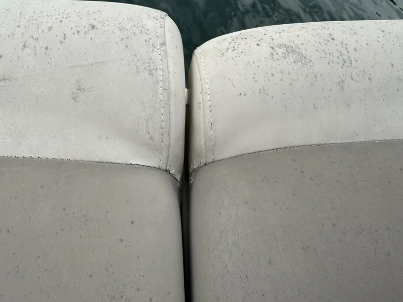 Slide: The Image of Bennington 257L Pontoon Boat 2002 - 5302162