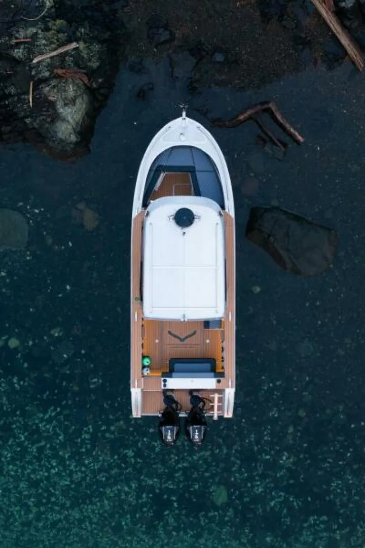 Slide: The Image of L Couch in Open Bow - 5303757