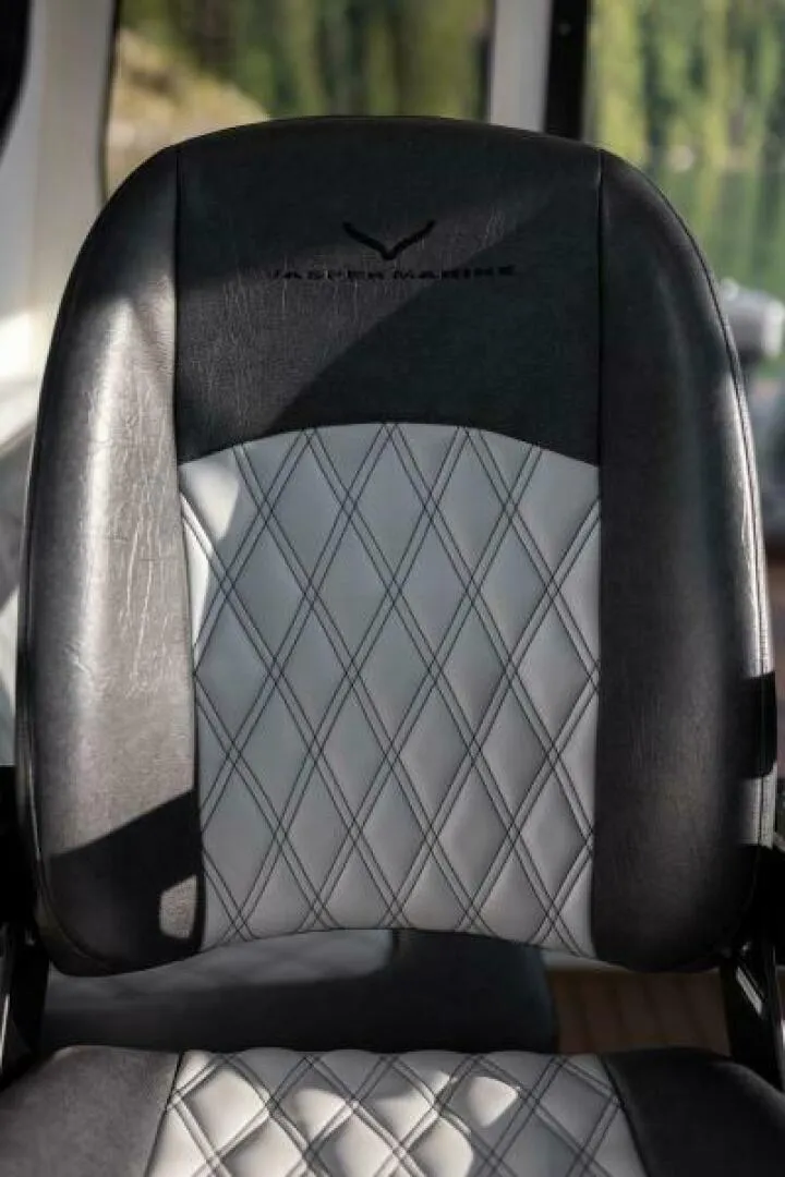 Slide: The Image of Jasper Marine Defender 22 - Open Bow 2026 - 5303787