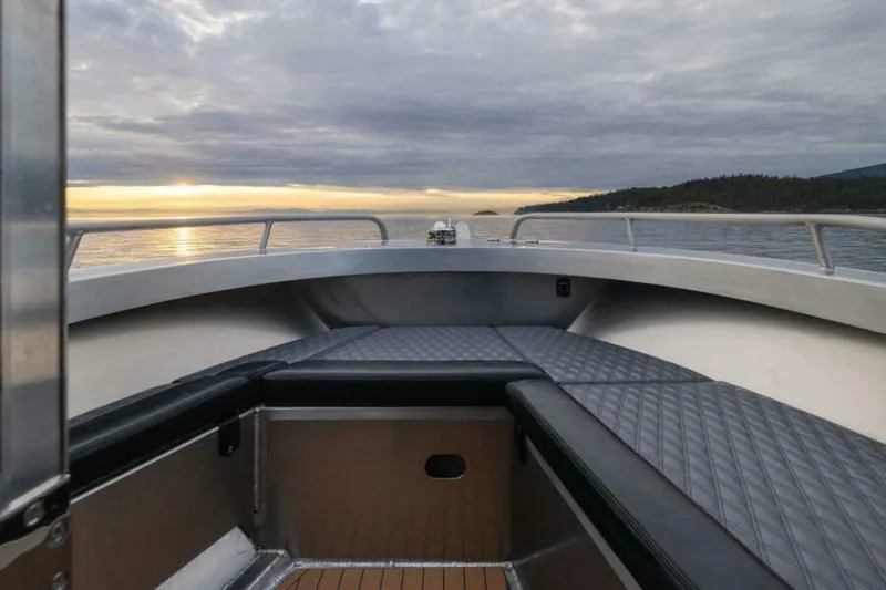 Slide: The Image of L Couch in Open Bow - 5303790