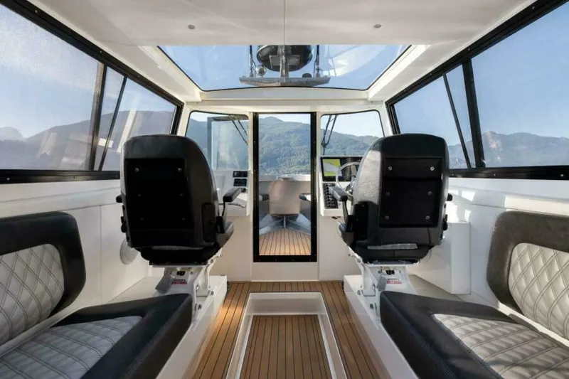 Slide: The Image of Jasper Marine Defender 22 - Open Bow 2026 - 5303818