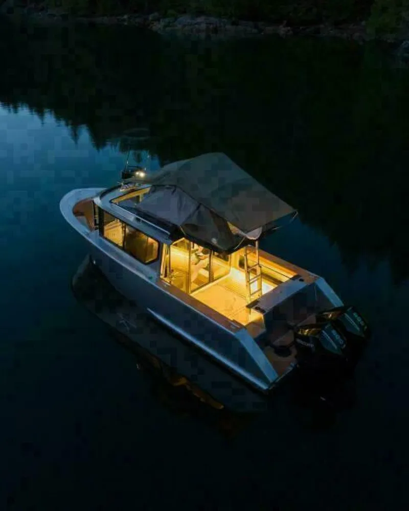 Slide: The Image of Roof Top Tent - 5304059