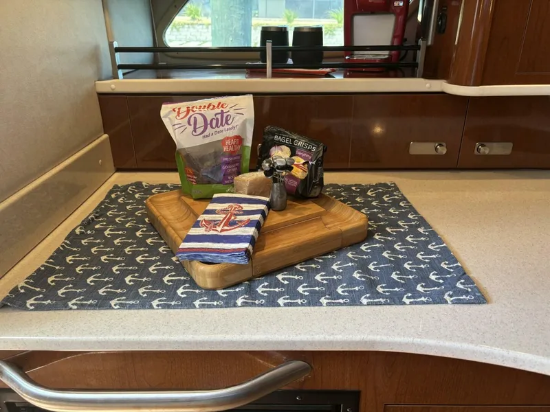 Slide: The Image of Sea Ray 350 Sundancer 2011 - 5304564