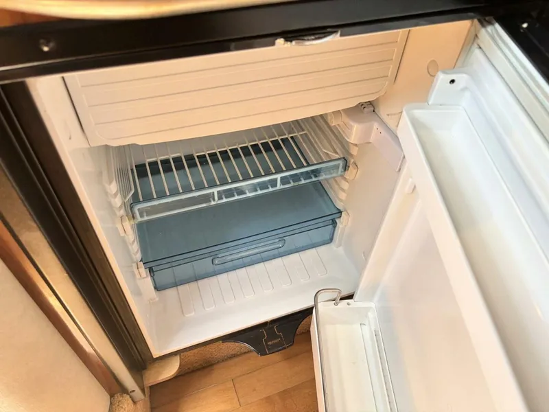 Slide: The Image of Sea Ray 350 Sundancer 2011 - 5304573