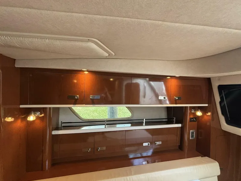 Slide: The Image of Sea Ray 350 Sundancer 2011 - 5304616