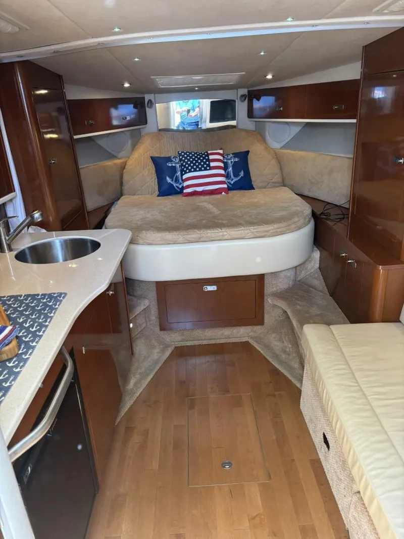 Slide: The Image of Sea Ray 350 Sundancer 2011 - 5304627
