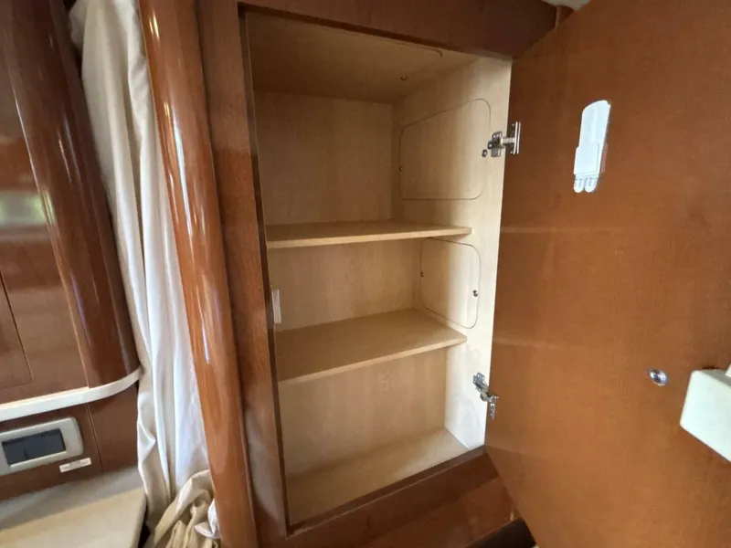 Slide: The Image of Sea Ray 350 Sundancer 2011 - 5304623