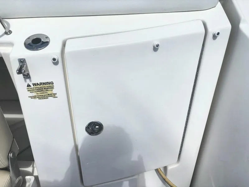 Slide: The Image of Sea Ray 350 Sundancer 2011 - 5304639