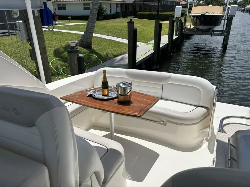 Slide: The Image of Sea Ray 350 Sundancer 2011 - 5304593