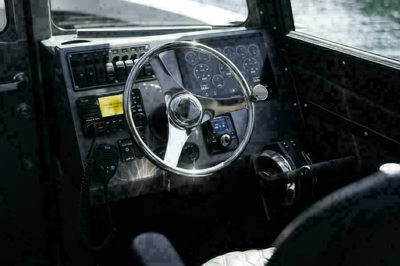 Slide: The Image of Jasper Marine Defender 22 - Storm Bow 2026 - 5305258