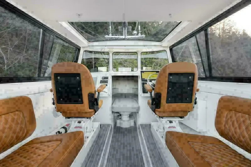 Slide: The Image of Enclosed Storm Bow with V-Birth and functional head - 5305250