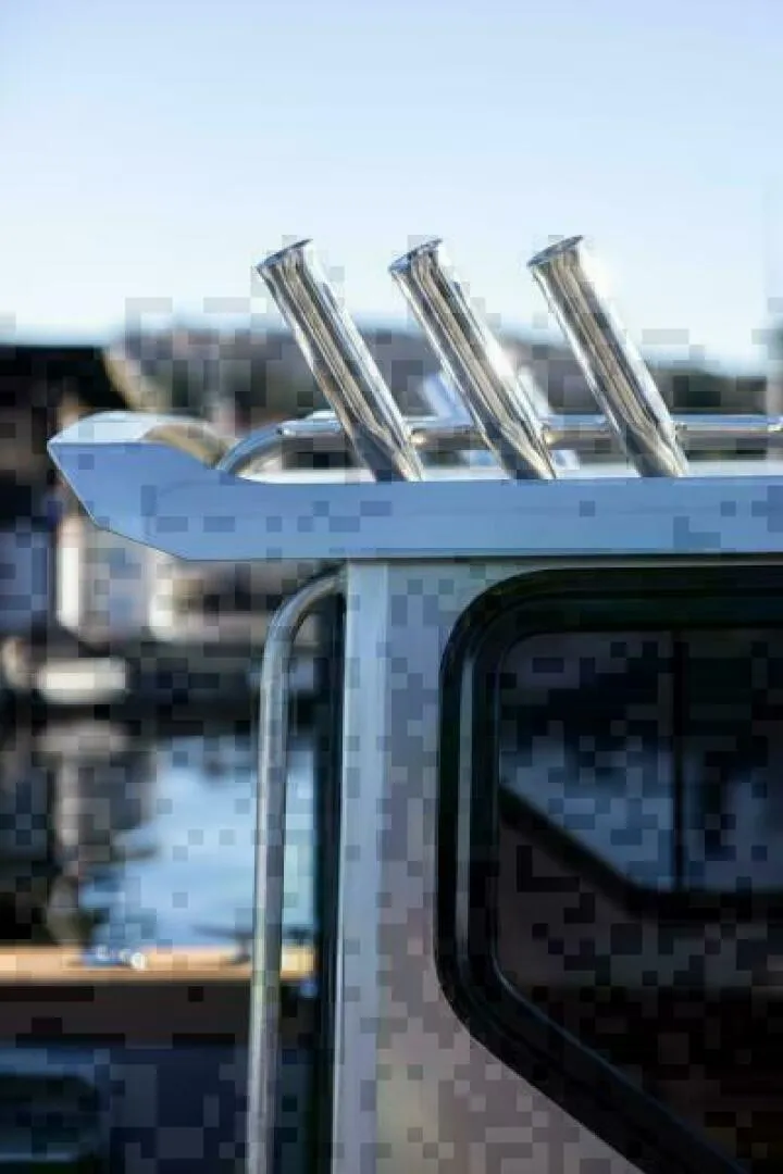 Slide: The Image of Jasper Marine Defender 22 - Storm Bow 2026 - 5305523