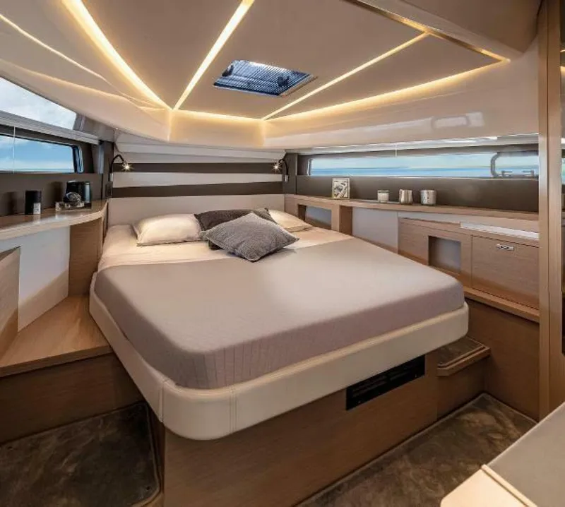 Slide: The Image of Jeanneau DB/37 IB 2025 - 5306288