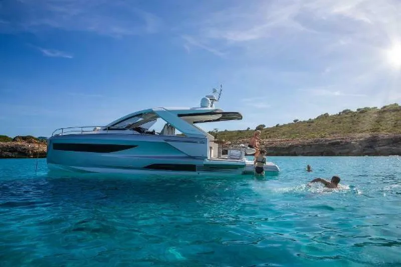 Slide: The Image of Jeanneau DB/37 IB 2025 - 5306279