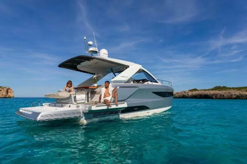 Slide: The Image of Jeanneau DB/37 IB 2025 - 5306281