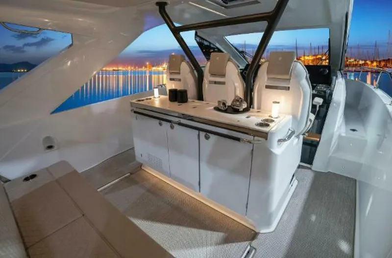 Slide: The Image of Jeanneau DB/37 OB 2025 - 5306304