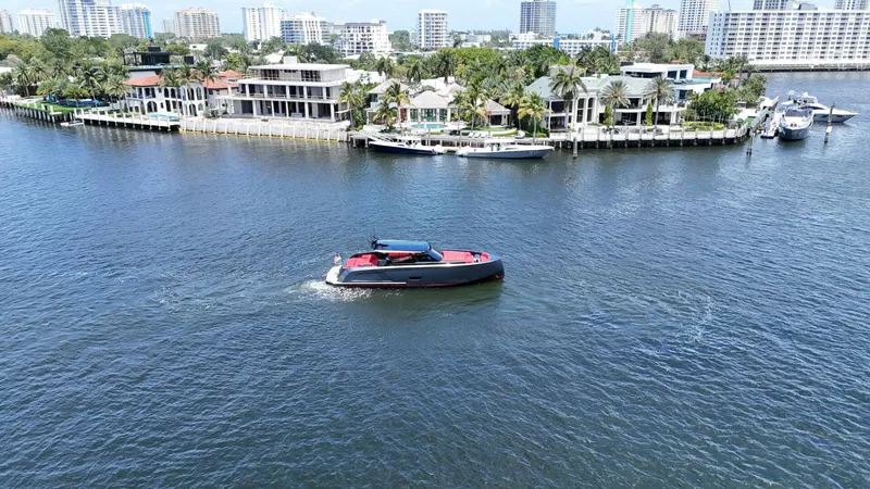 Slide: The Image of Vanquish VQ58 2023 - 5377665