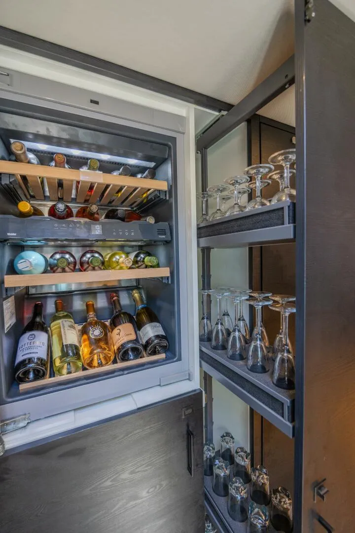 Slide: The Image of Vanquish VQ58 2023 - 5377714