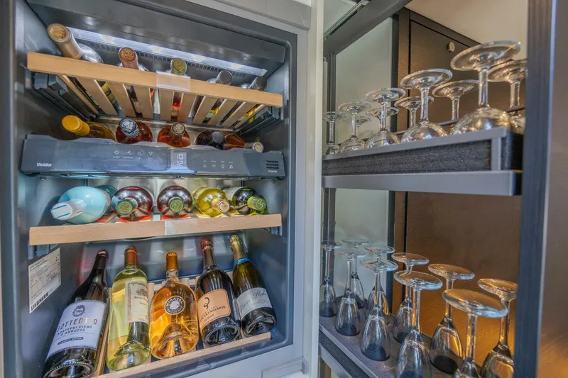 Slide: The Image of Vanquish Yachts VQ58 2023 - 5377713