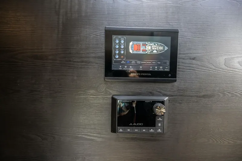 Slide: The Image of Vanquish Yachts VQ58 2023 - 5377752