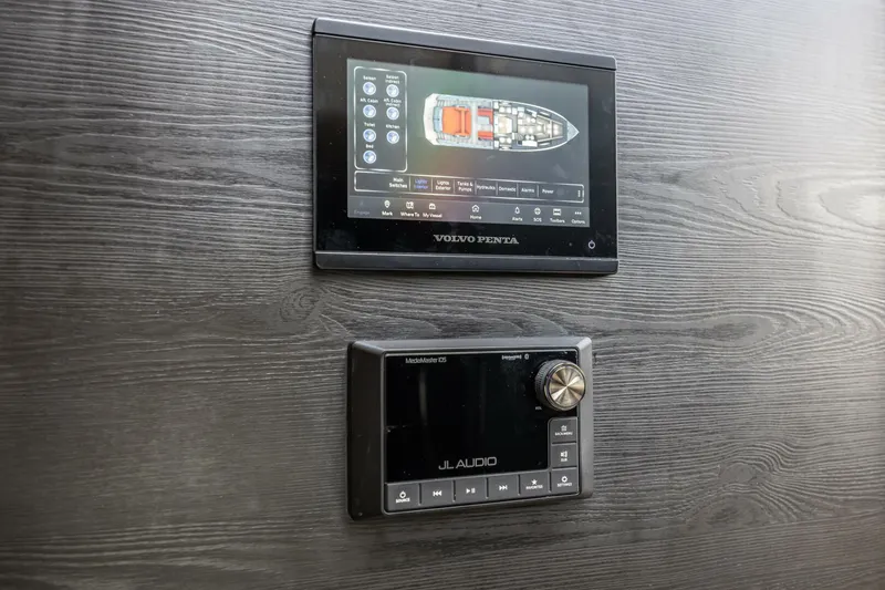 Slide: The Image of Vanquish Yachts VQ58 2023 - 5377759