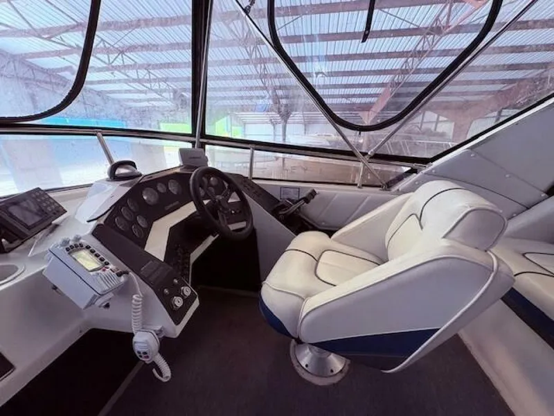 Slide: The Image of Captains Seat - 5306883