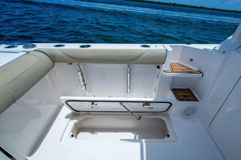 Slide: The Image of Pursuit 325 OS 2017 - 5306680