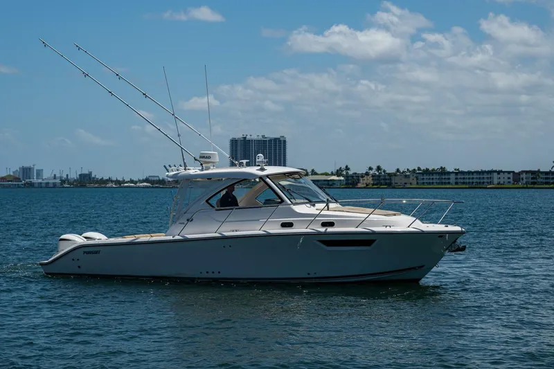 Slide: The Image of Pursuit 325 OS 2017 - 5306694