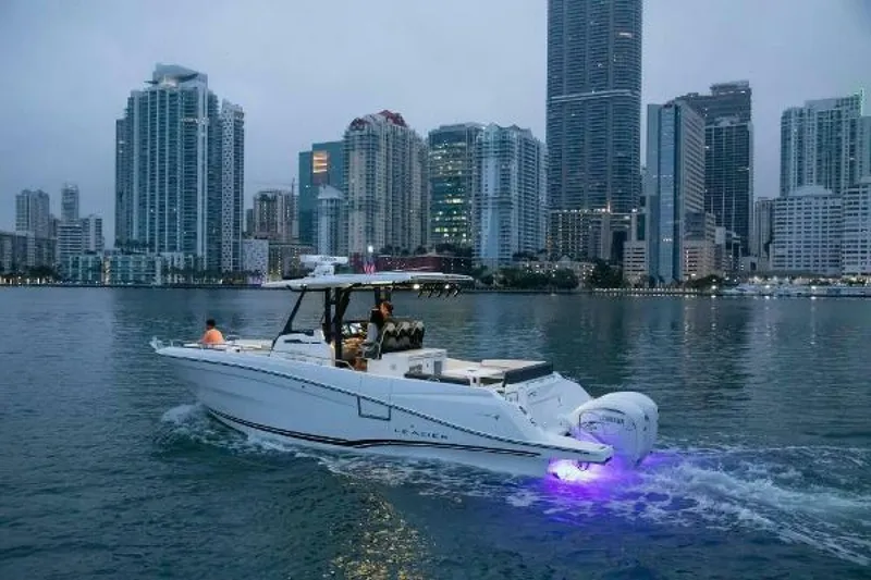 Slide: The Image of Jeanneau Leader 10.5 CC 2025 - 5306658