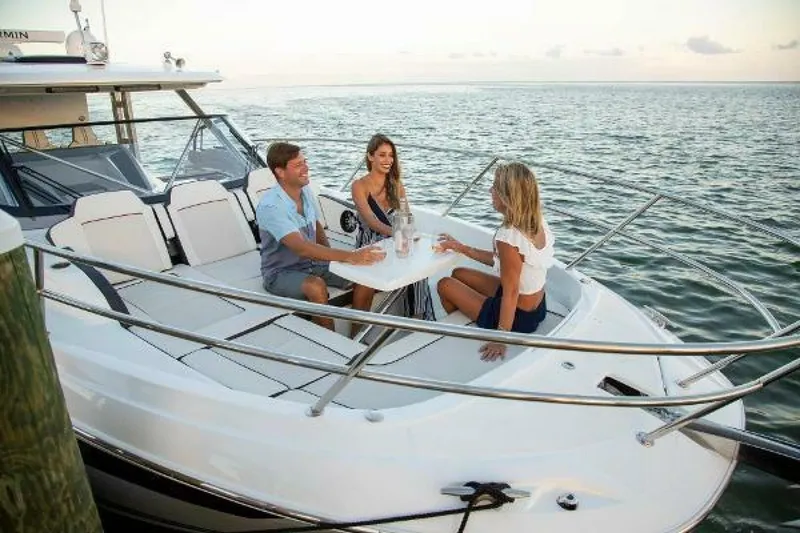 Slide: The Image of Jeanneau 40 2025 - 5306808