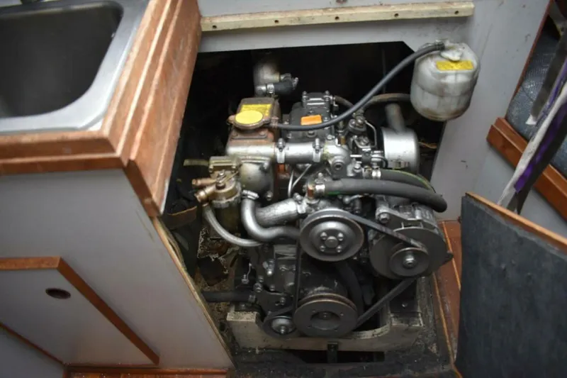 Slide: The Image of Yanmar Dsl - 5307100