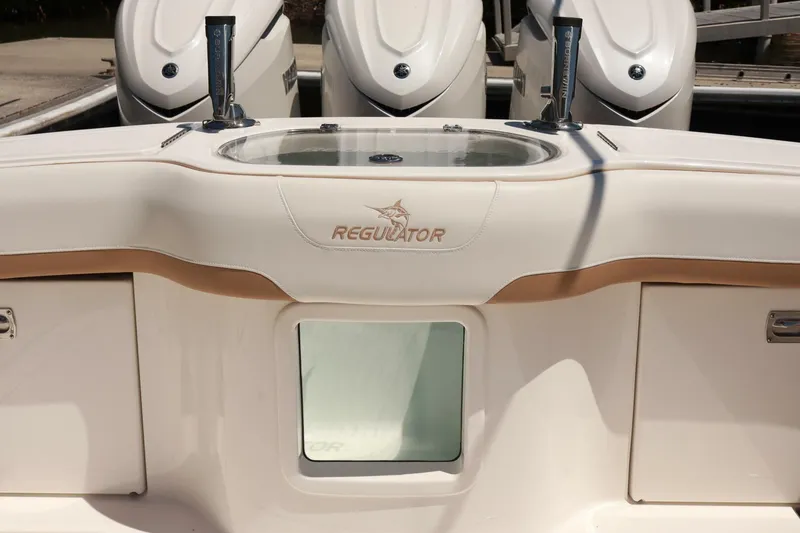 Slide: The Image of Regulator Marine 35cc 2025 - 5307335