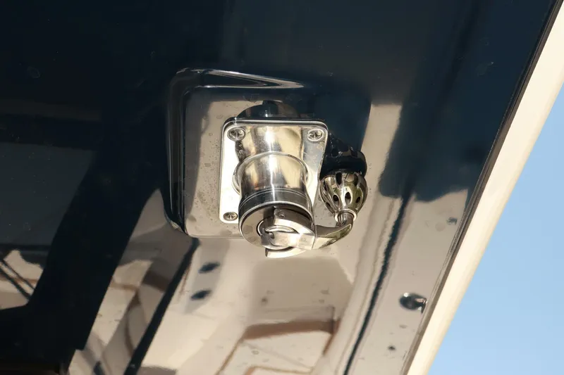 Slide: The Image of Regulator Marine 35cc 2025 - 5307328