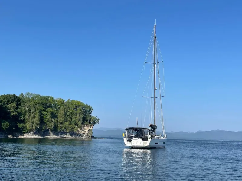 Slide: The Image of Dufour 530 Ocean Version 2022 - 5394001