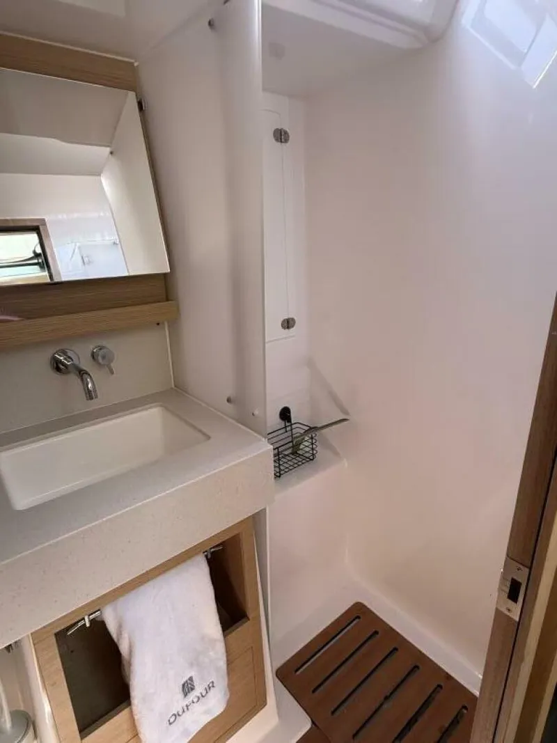 Slide: The Image of Dufour 530 Ocean Version 2022 - 5523021